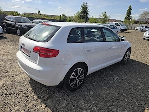 Audi A3 1.6mpi An2009 - imagine 15