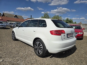 Audi A3 1.6mpi An2009 - imagine 8