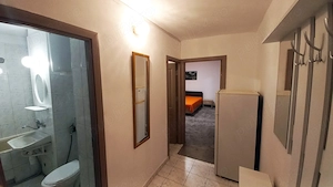 Proprietar inchiriez apartament o camera zona Ododescu ,mobilat MODERN cu contract - imagine 4