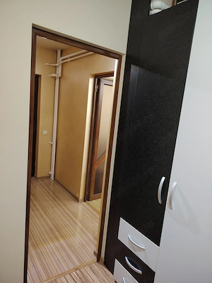 Apartament 2 camere semidecomandat - imagine 3