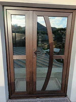 Ușa exterior  - imagine 2