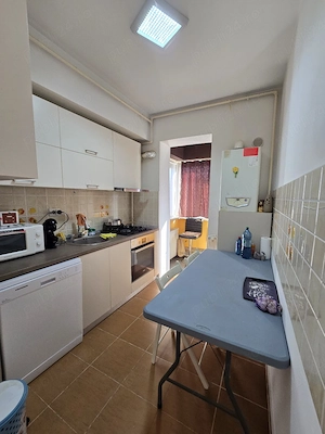 De închiriat apartament 3 camere |    Pet Friendly    | etaj 3 | 72 m  | Str.Echinocțiului  - imagine 4