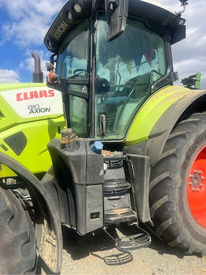Tractor Claas Axion 810-super pret