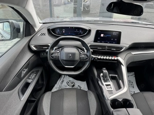 Peugeot 5008 - imagine 10