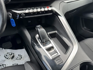 Peugeot 5008 - imagine 16