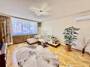 Apartament la casa cu 4 camere  182 mp curte 150mp Piata Cibin - imagine 9
