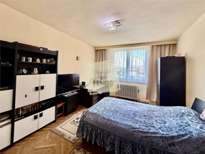 Apartament la casa cu 4 camere  182 mp curte 150mp Piata Cibin - imagine 6