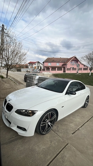 Vând BMW e92 320d automat  - imagine 4