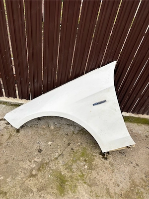 Vând aripă stanga mercedes e-class  - imagine 3