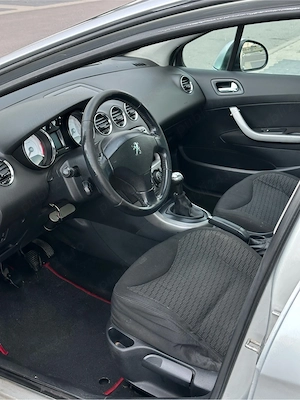 Peugeot 308 - 7 locuri - 2011 - E5 - Navi - Clima - Pilot - Computer - Senzori - etc.. - imagine 8