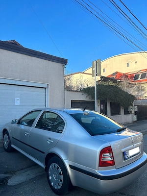 Skoda Tour 1.6 Benzina - imagine 4