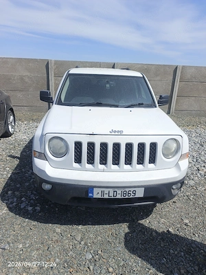 Dezmembrez Jeep patriot 2.2 din 2011 complet