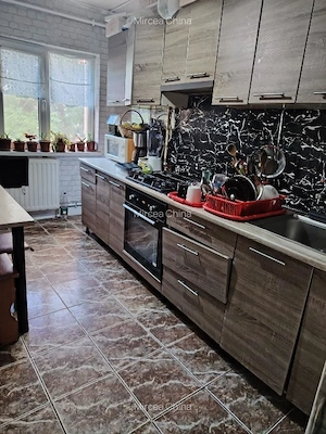 Apartament 4 Camere Decomandat 2 Bai Confort 1 Centrala Proprie Zona Steaua