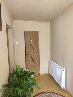 Casă de vânzare  - imagine 2