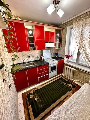 De inchiriat apartament cu o camera in zona Buziasului - imagine 2