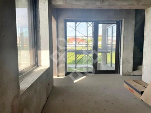 Casa spatioasa de vanzare cu teren 1146 mp, zona Colinelor - imagine 14