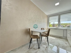 Apartament cu 2 camere de inchiriat, decomandat, in Cornisa - imagine 2