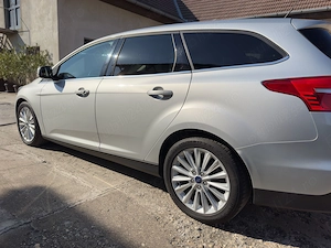 Vând Ford Focus Titanium - imagine 9