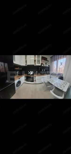 Casa de vânzare în cartier Tătărași – 135 mp utili - panouri fotovoltaice 6.5 Kw - imagine 3