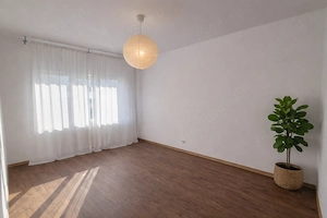 Proprietar inchiriez apartament 3 camere, 62mp, decomandat, central
