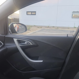 Opel Astra J 1.6 Diesel 2011 Euro 5   Navigație, Clima, Senzori Parcare - imagine 5