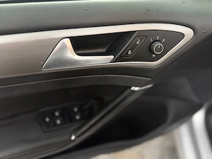 Volkswagen Golf 7 Variant Highline - 1.6TDI - 2012 - Manual  - Masaj - imagine 9