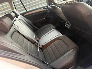 Volkswagen Golf 7 Variant Highline - 1.6TDI - 2012 - Manual  - Masaj - imagine 14