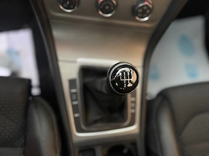 Volkswagen Golf 7 Variant Highline - 1.6TDI - 2012 - Manual  - Masaj - imagine 13