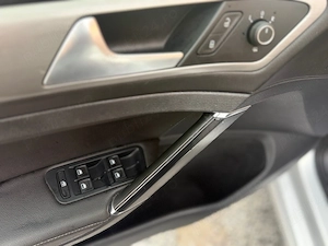 Volkswagen Golf 7 Variant Highline - 1.6TDI - 2012 - Manual  - Masaj - imagine 8