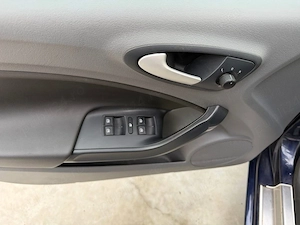 Seat Ibitza 2011 - imagine 4