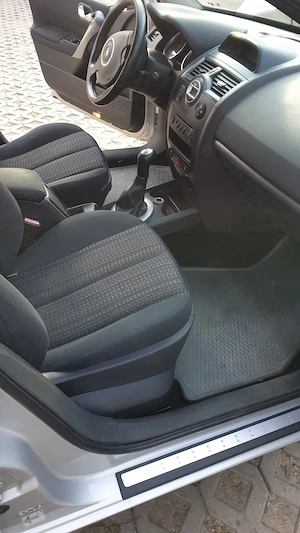 Renault Megane 2 1.6 16v - imagine 5