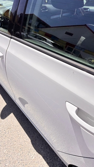 Volkswagen Golf 6 | 1.6 TDI | 185.000 KM reali - imagine 2