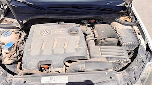 Volkswagen Golf 6 | 1.6 TDI | 185.000 KM reali - imagine 8