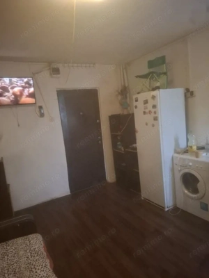 Garsonieră mobilată, etaj 2, lângă metrou Nicolae Grigorescu 250€ - imagine 2