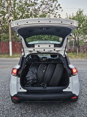 Renault Clio -Anul 2019- 0.9(Benzină), 75 Cai, 111.000 km - imagine 5