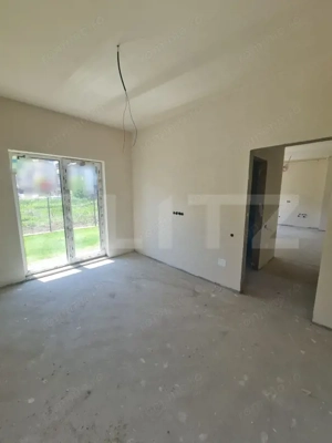 Apartament semidecomandat, 49 mp utili, gradina de 95 mp, parcare, zona Eroilor - imagine 8