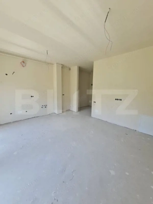 Apartament semidecomandat, 49 mp utili, gradina de 95 mp, parcare, zona Eroilor - imagine 4