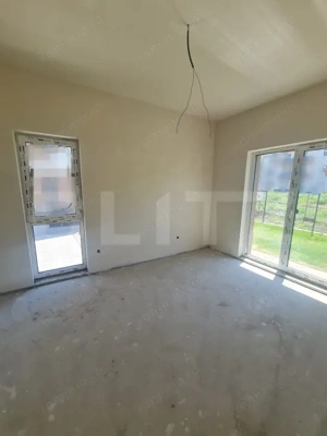 Apartament semidecomandat, 49 mp utili, gradina de 95 mp, parcare, zona Eroilor - imagine 7