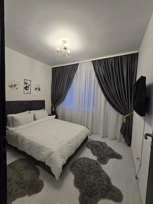 Regim Hotelier DeLux Apartament Militari Rezidence  - imagine 2