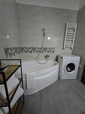 Regim Hotelier DeLux Apartament Militari Rezidence  - imagine 5