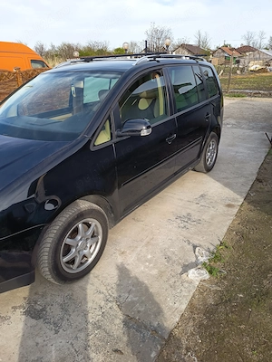 Se vinde vw Touran  - imagine 3