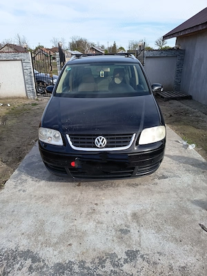 Se vinde vw Touran 