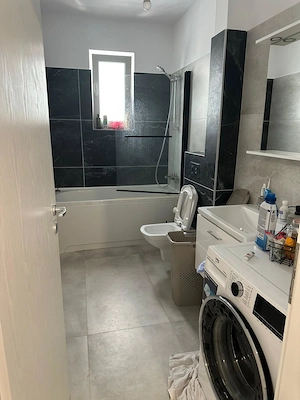 Apartamnet 3 Camere Decomandat Centrală Proprie Lift  Zona Braytim La Câteva Minute De Hotel IQ  - imagine 9