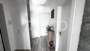 Apartament de vanzare 3 camere decomandate loc parcare Selimbar - imagine 8