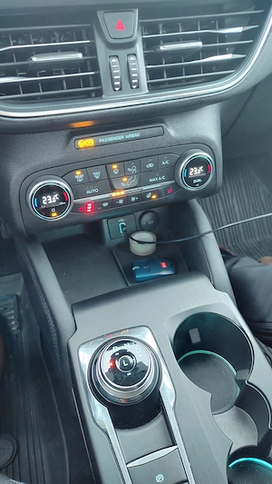 Ford Focus 1.5 EcoBlue Titanium 120hp, automata, PROBLEME MOTOR - imagine 4