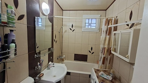 De vanzare apartament. 2 camere, Tg. Mures, Zona Libertatii - imagine 9