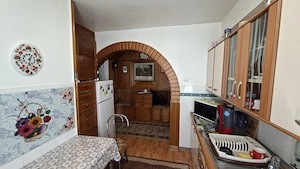 De vanzare apartament. 2 camere, Tg. Mures, Zona Libertatii - imagine 5