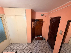 2 camere decomandat ultracentral Năvodari   parter   lângă piață - imagine 8
