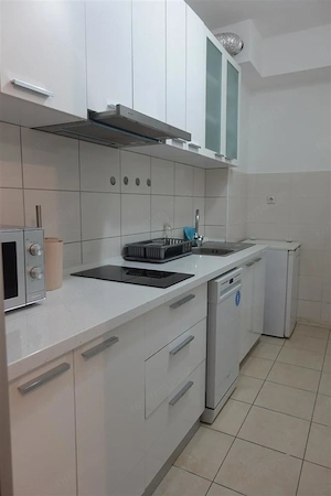 Garsoniera de inchiriat in zona 13 Septembrie - imagine 2