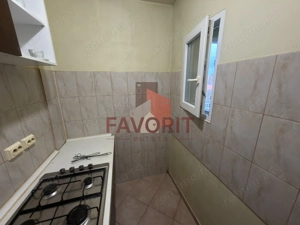 Etaj intermediar. Zona Circumvalatiunii. Disponibil imediat - imagine 5